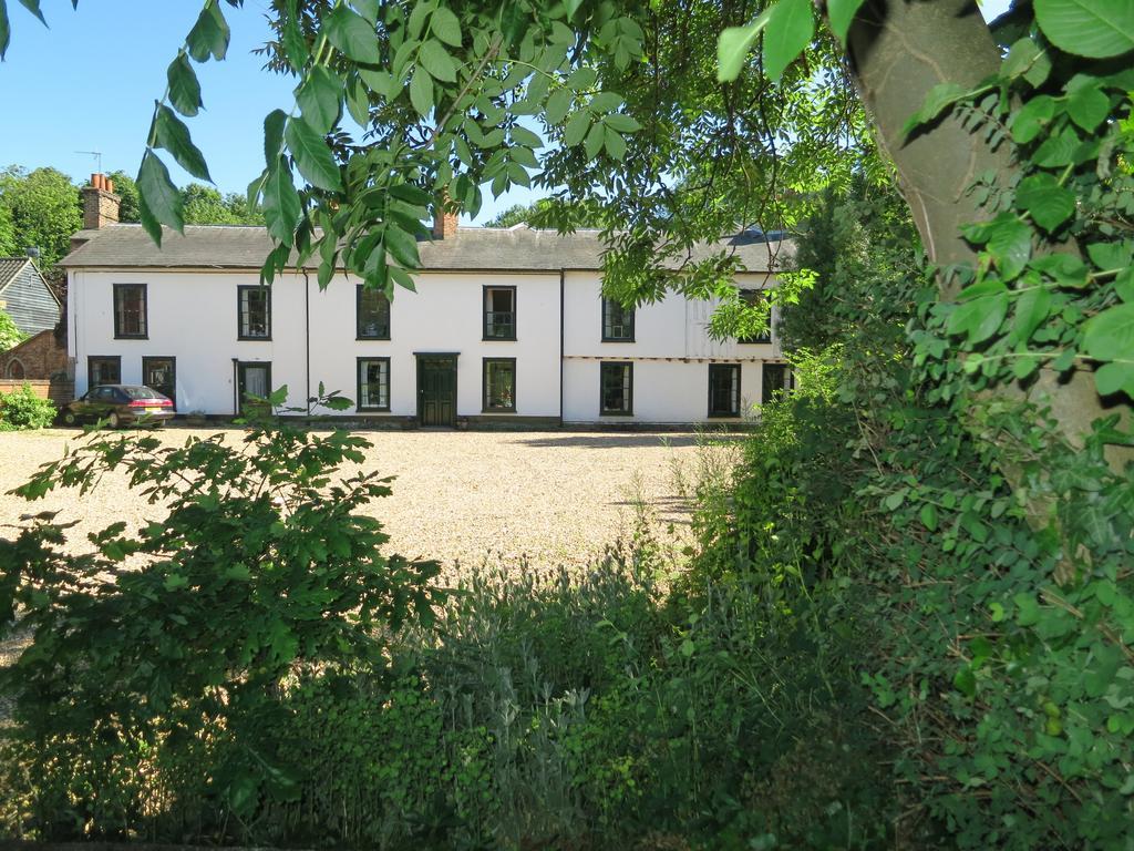Bed and Breakfast Old Manor House Shepperton Exterior foto